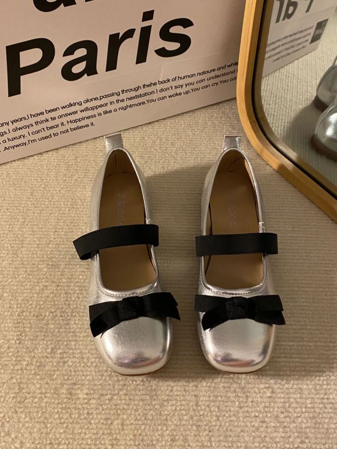 圆头 松紧带 浅口鞋 皮革 魔术贴 