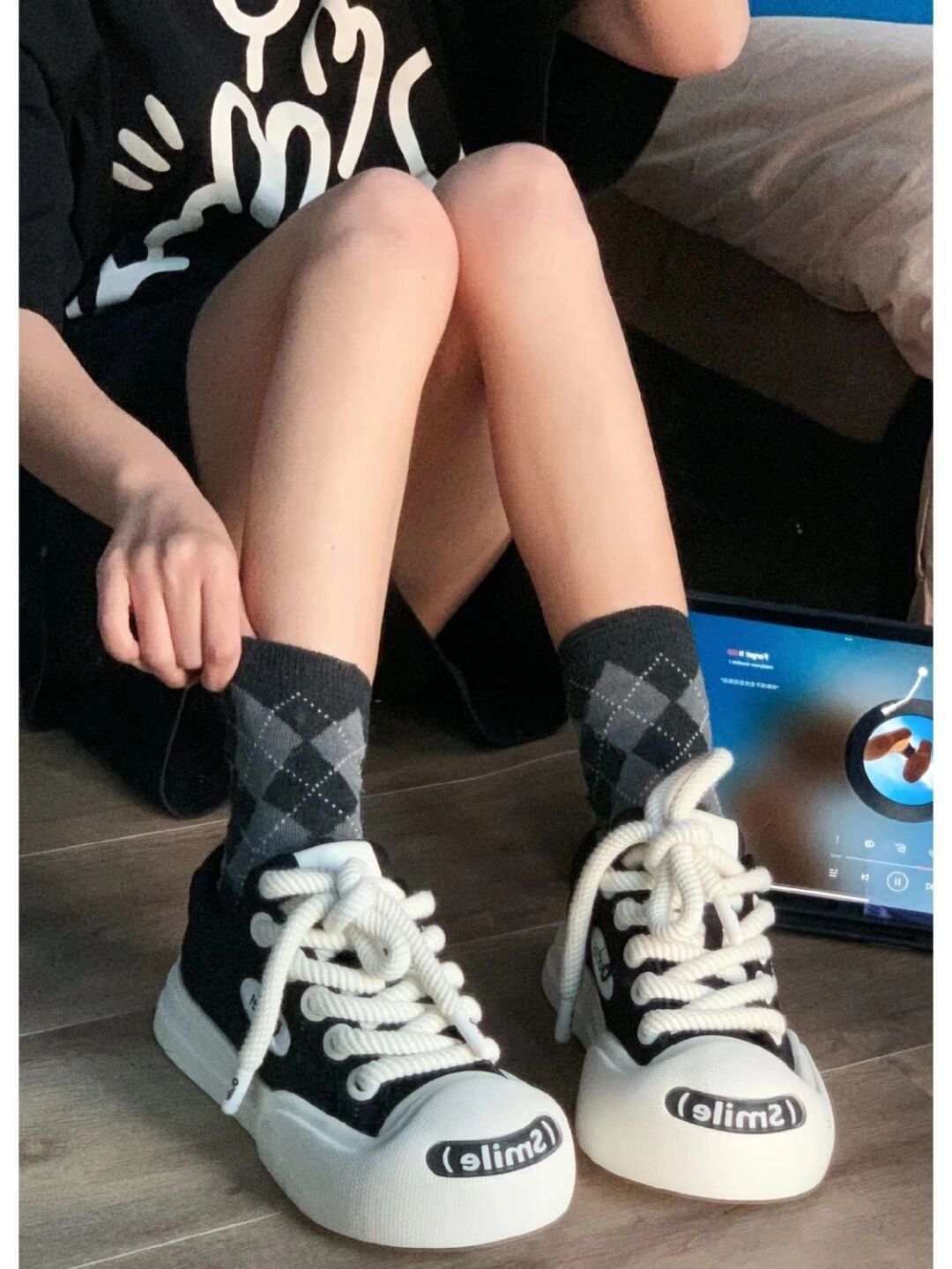 中帮 系带  - VALI鞋履AI设计主图