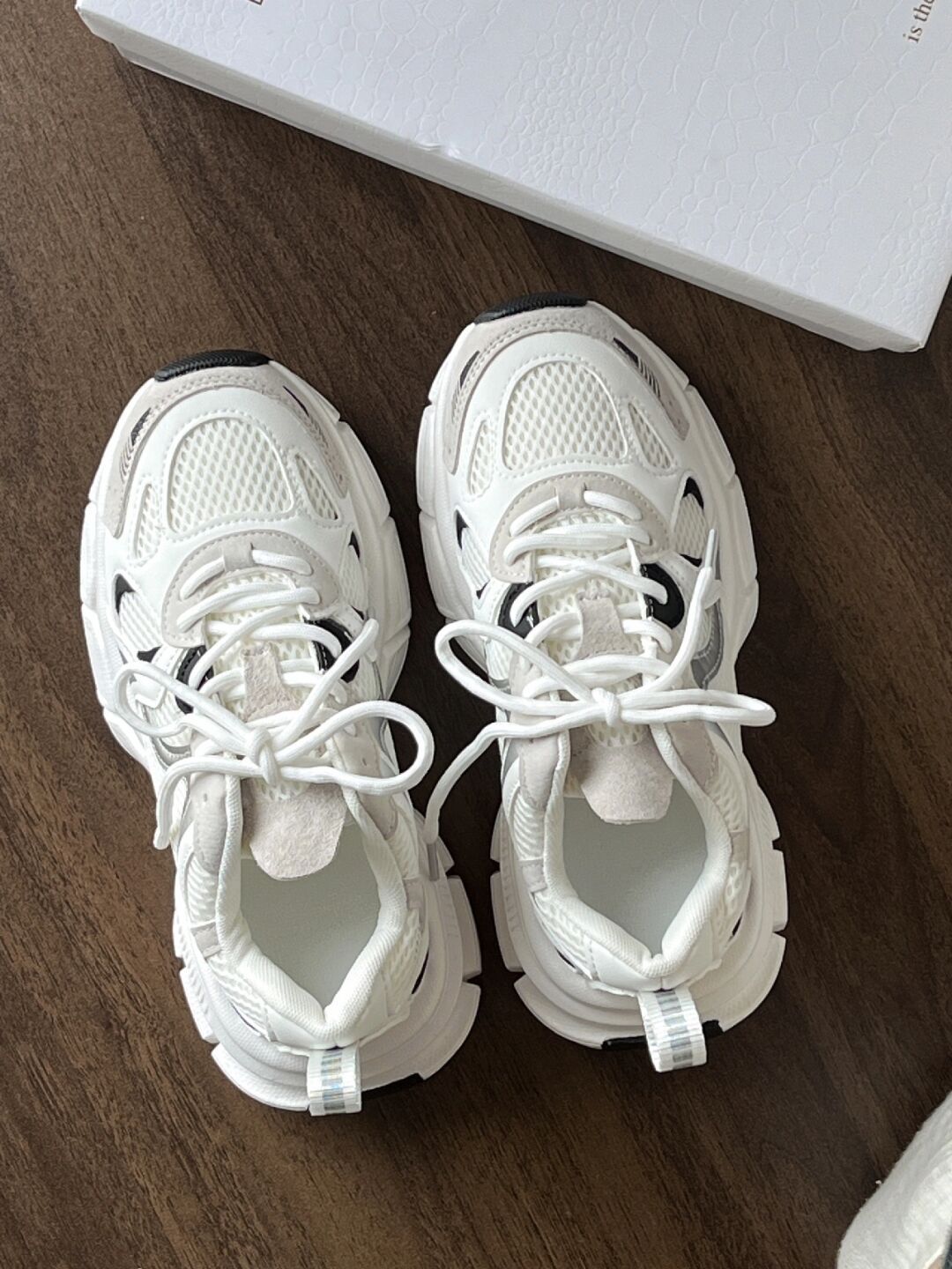 系带  - VALI鞋履AI设计主图