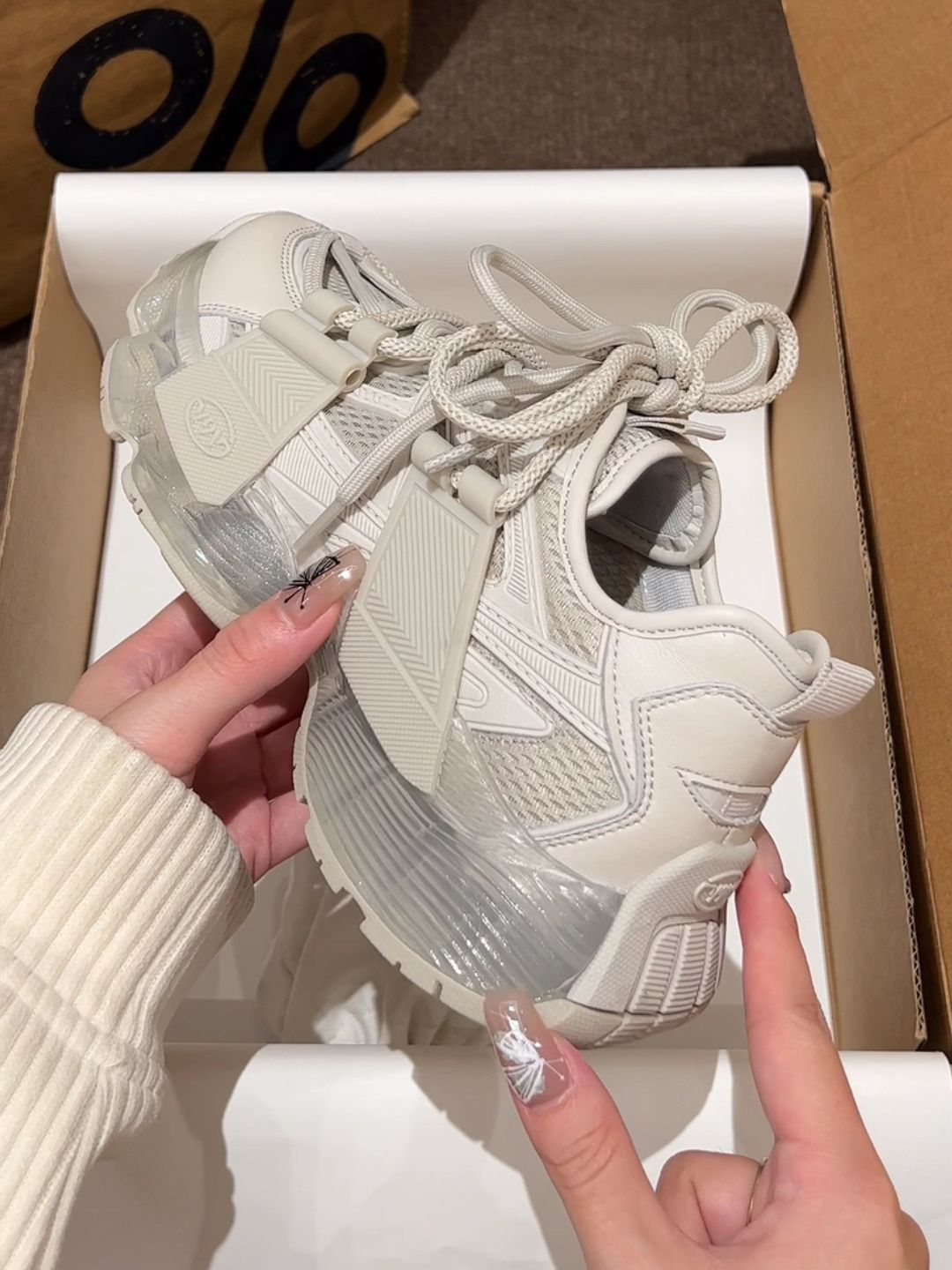 低帮 系带  - VALI鞋履AI设计主图