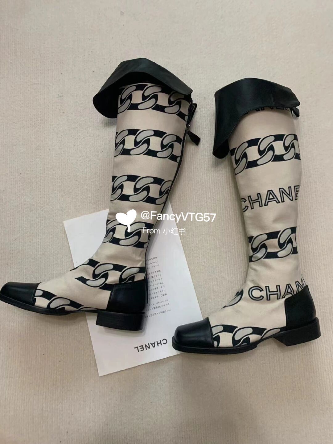 中跟 粗跟 皮革  - VALI鞋履AI设计主图