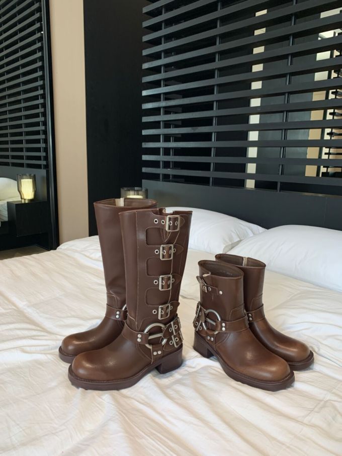 圆头 袢扣 皮革 