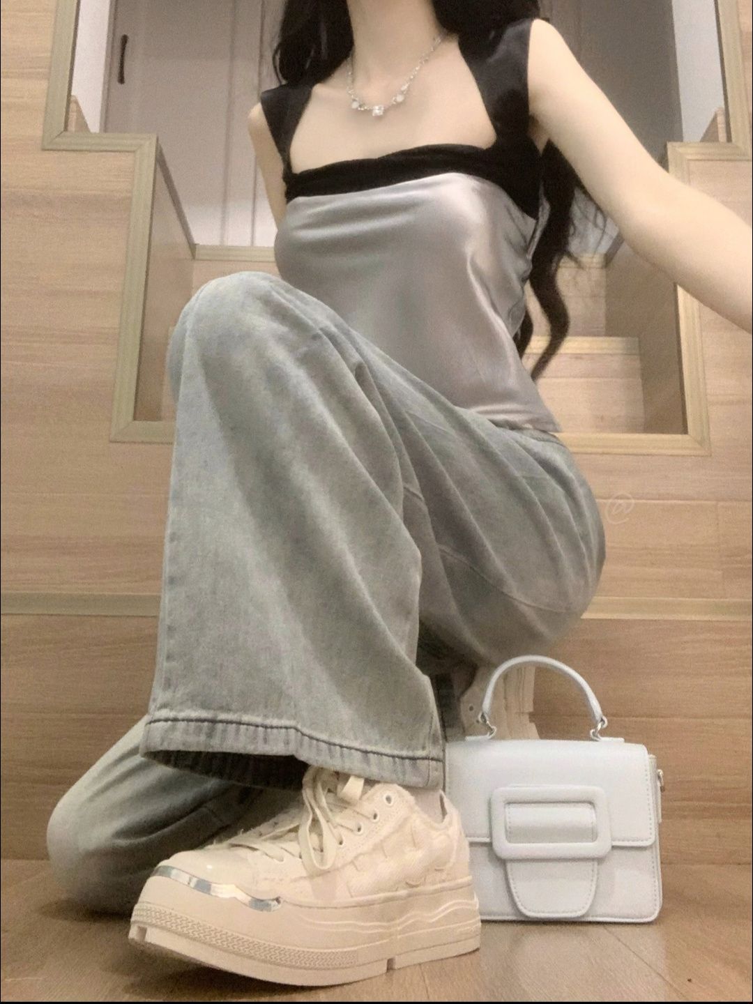 牛仔面料 洗水 复古卡其色 鸽羽色 韩系休闲 休闲 运动  - VALI鞋履AI设计主图