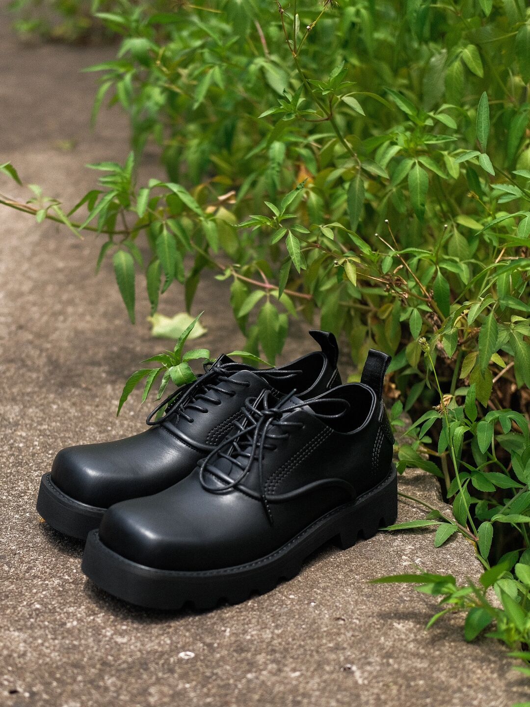 厚底 圆头 系带 皮革  - VALI鞋履AI设计主图