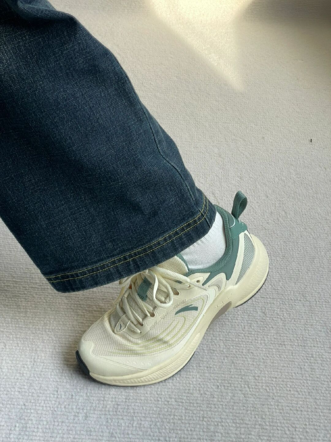 低帮 系带 网面  - VALI鞋履AI设计主图