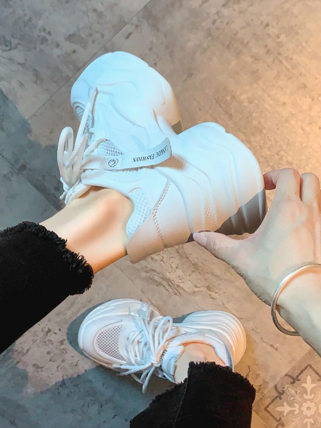 低帮 系带 皮革  - VALI鞋履AI设计主图