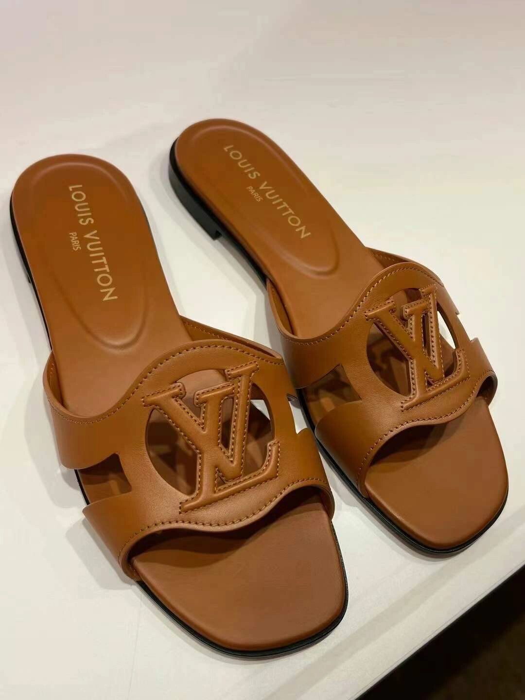 无帮 皮革  - VALI鞋履AI设计主图