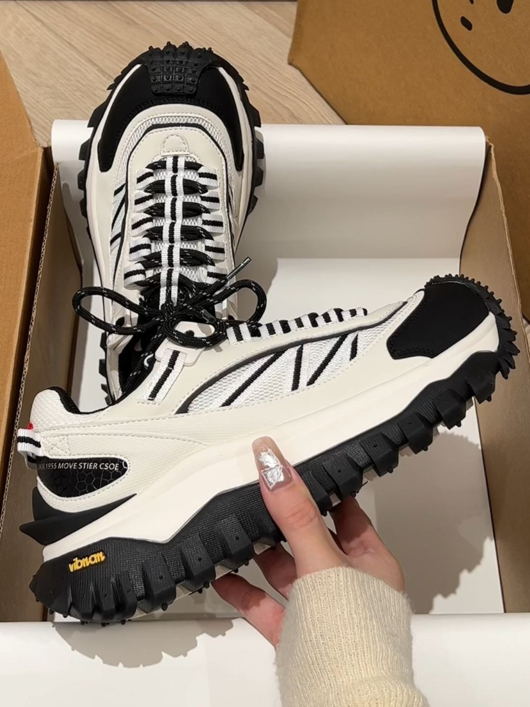 低帮 系带  - VALI鞋履AI设计主图