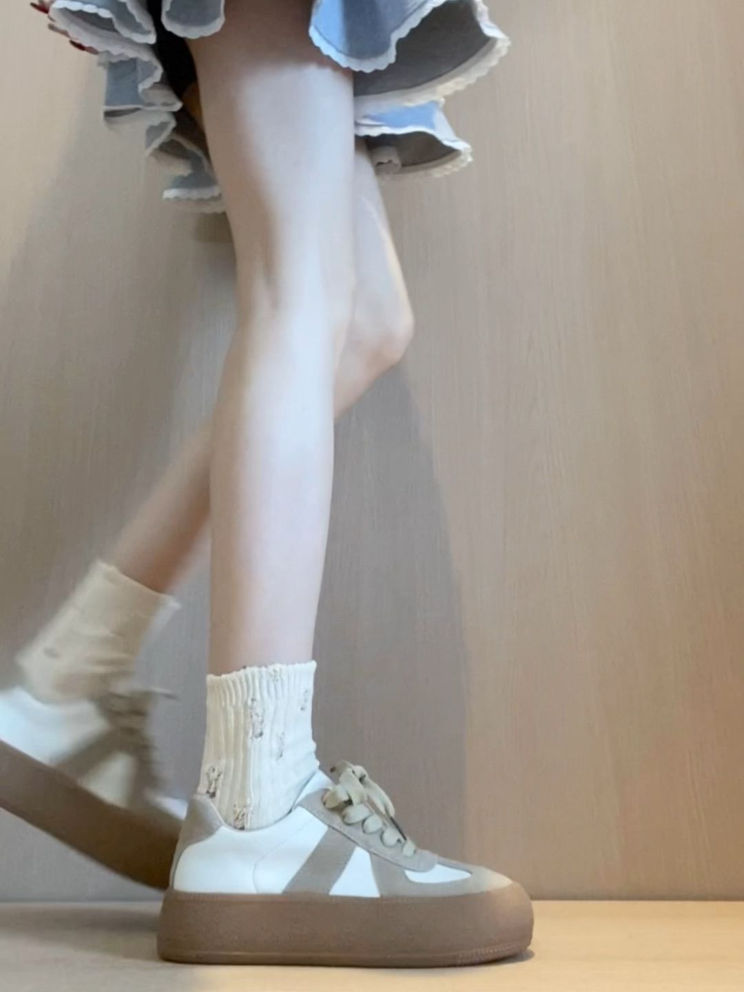 低帮 系带 皮革  - VALI鞋履AI设计主图