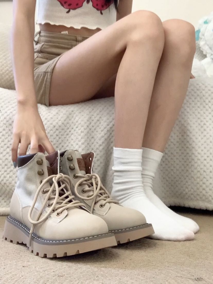 圆头 系带 皮革  - VALI鞋履AI设计主图