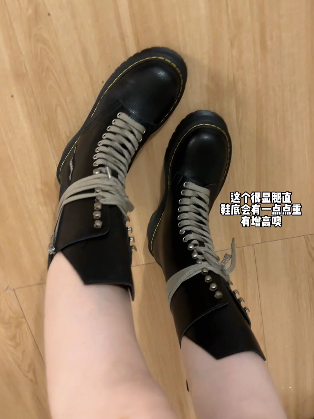 圆头 系带 袢扣 皮革  - VALI鞋履AI设计主图