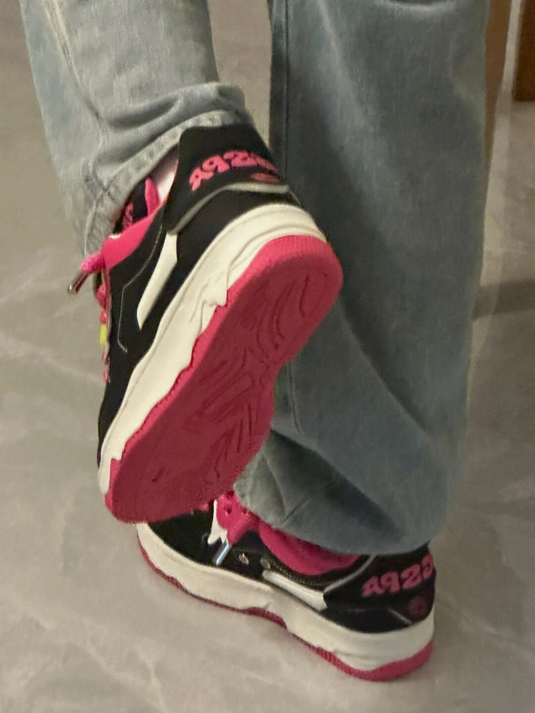  - VALI鞋履AI设计主图