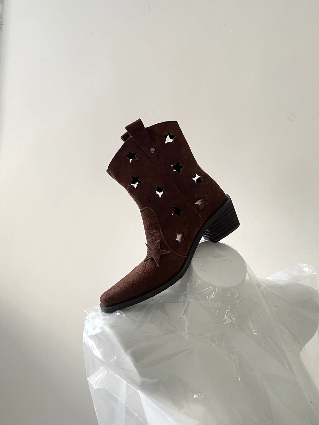 中跟 粗跟 皮革  - VALI鞋履AI设计主图