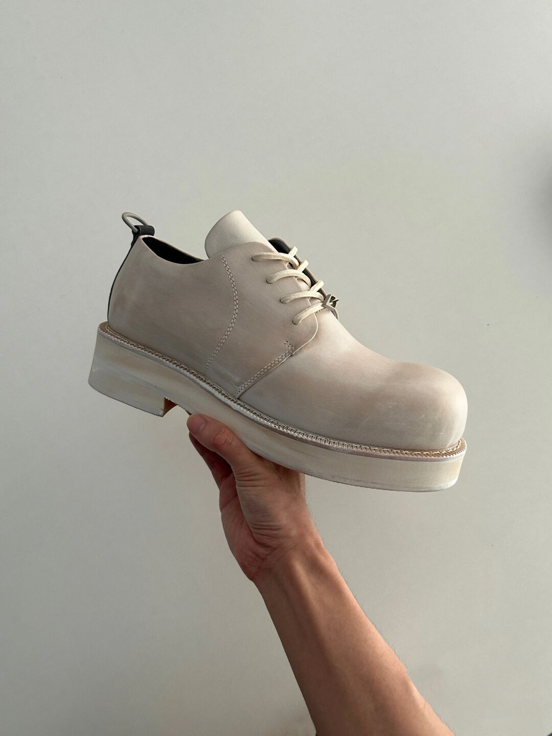 圆头 系带 皮革  - VALI鞋履AI设计主图