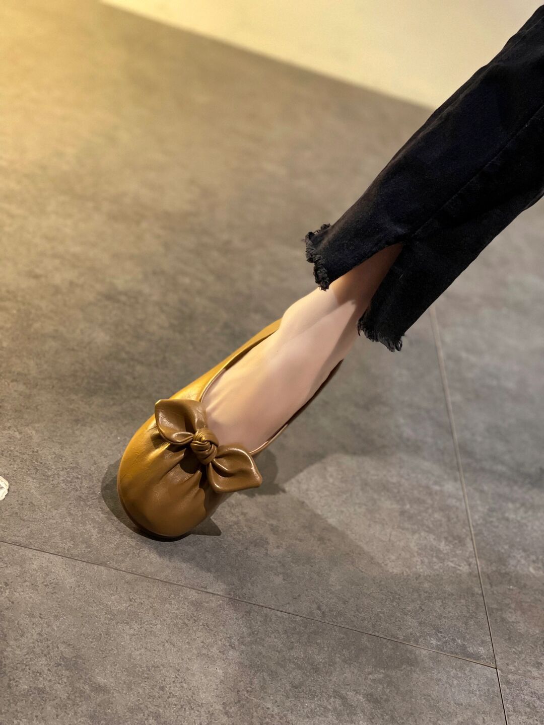 圆头 低帮 一脚蹬 浅口鞋  - VALI鞋履AI设计主图