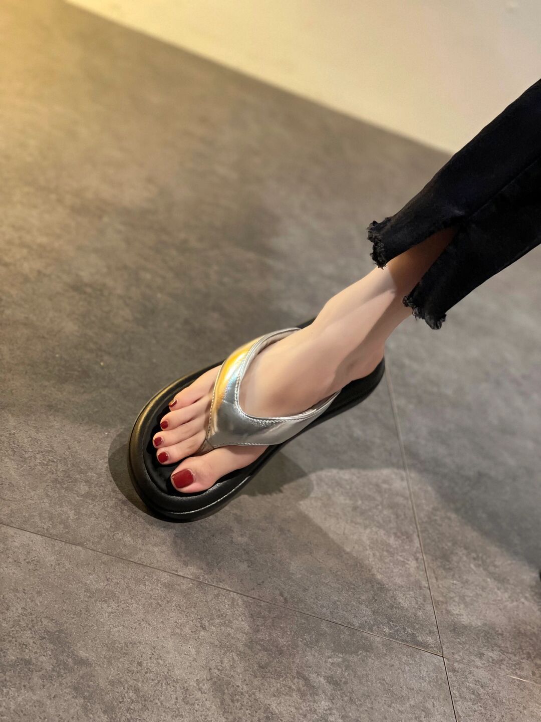 无帮  - VALI鞋履AI设计主图