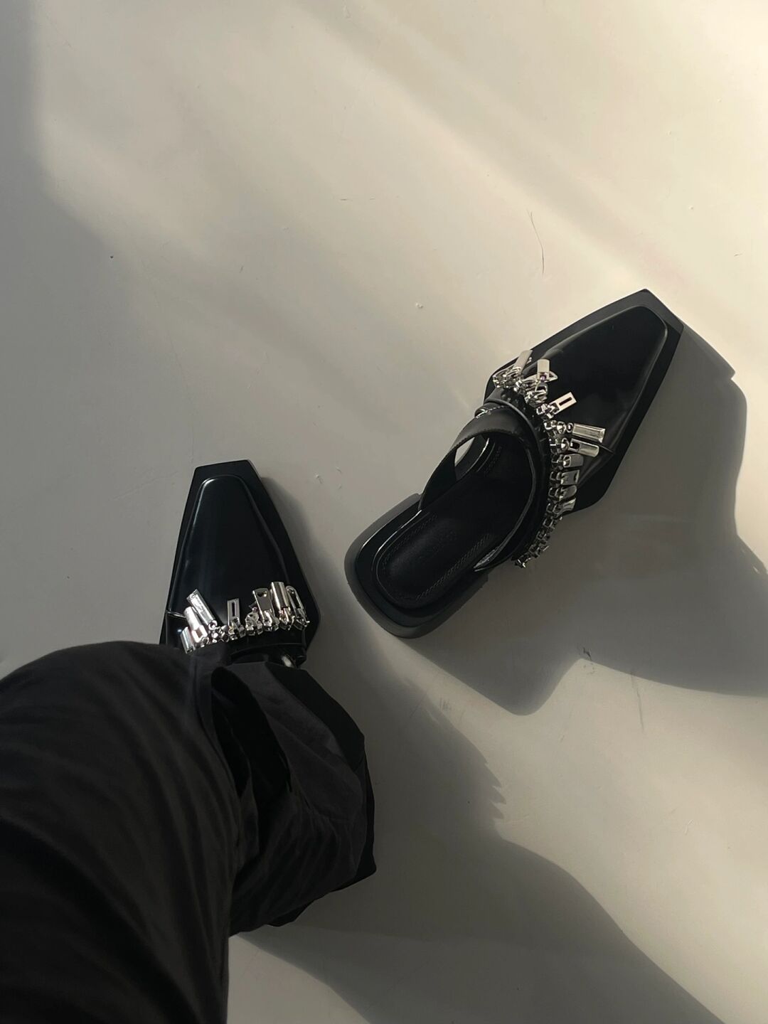 无帮 皮革  - VALI鞋履AI设计主图