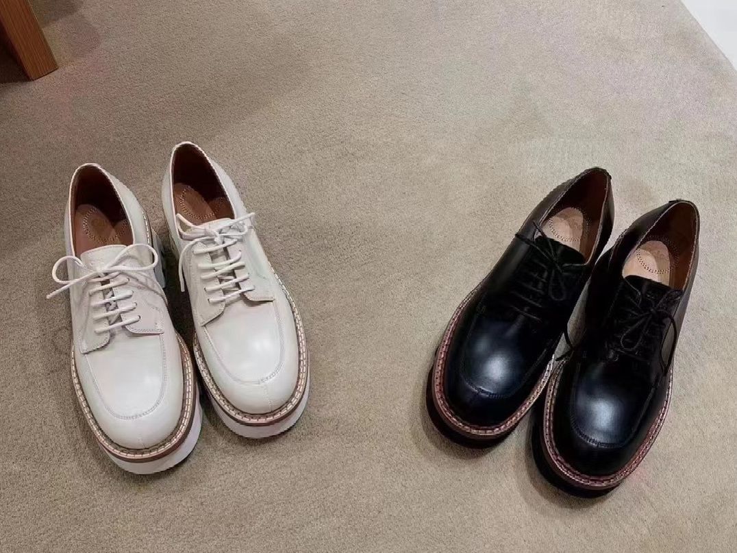 圆头 系带 皮革  - VALI鞋履AI设计主图