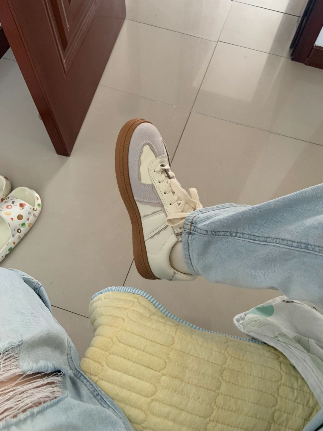 系带 皮革  - VALI鞋履AI设计主图