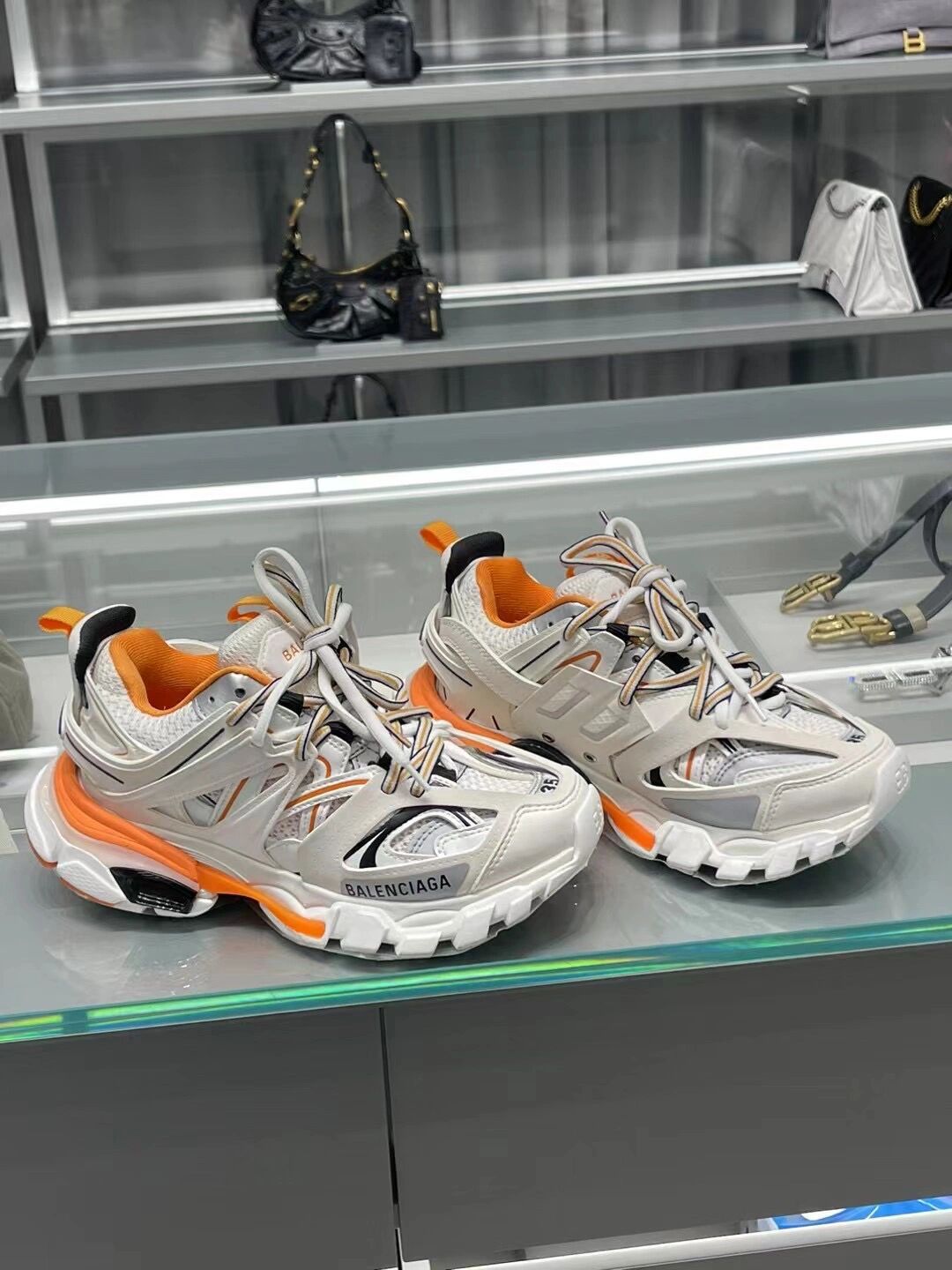 低帮 系带  - VALI鞋履AI设计主图