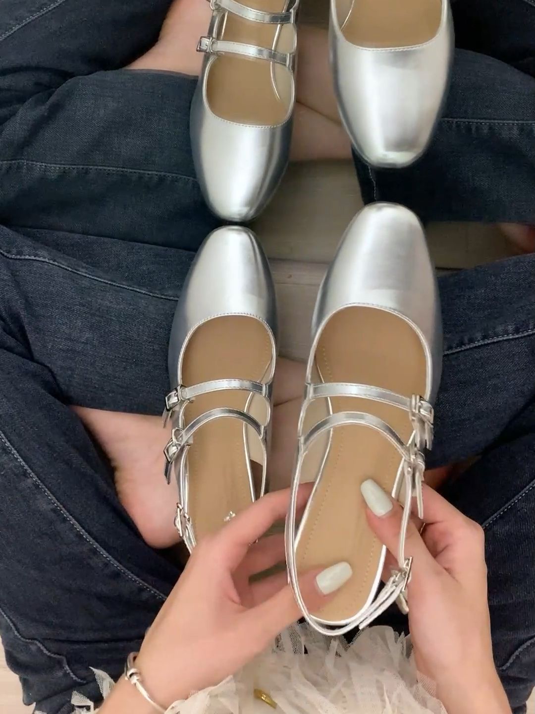 圆头 袢扣 浅口鞋 皮革  - VALI鞋履AI设计主图