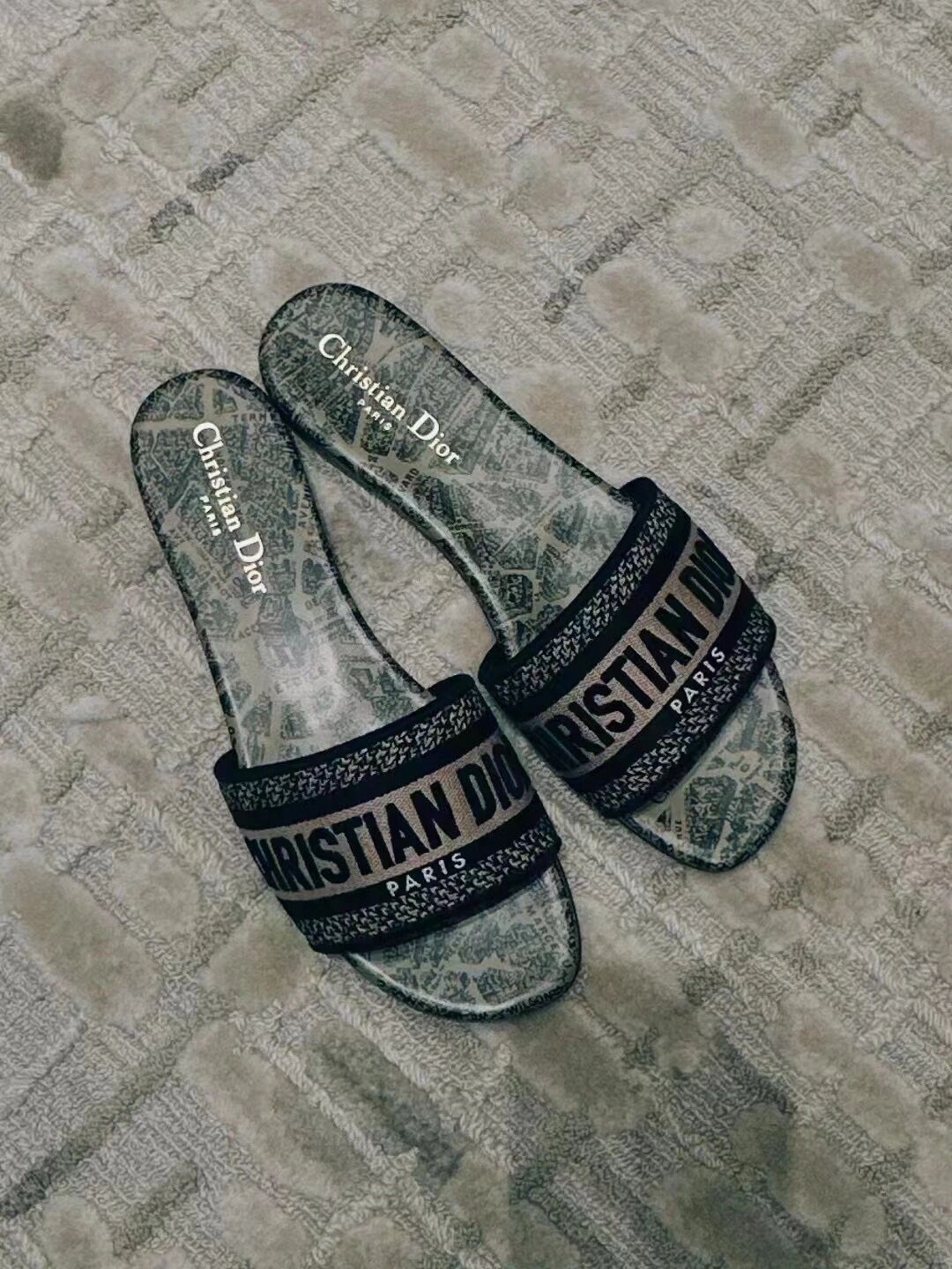 无帮  - VALI鞋履AI设计主图