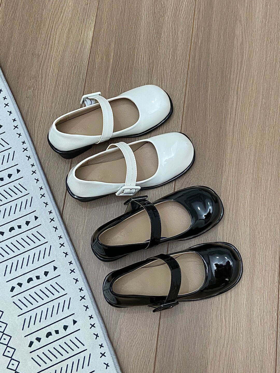 圆头 中口鞋 皮革  - VALI鞋履AI设计主图