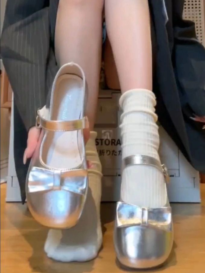 圆头 中口鞋 皮革 