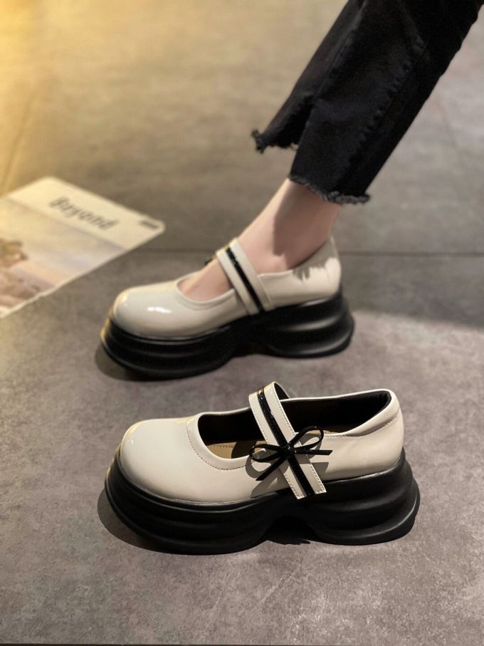 圆头 中口鞋 皮革 