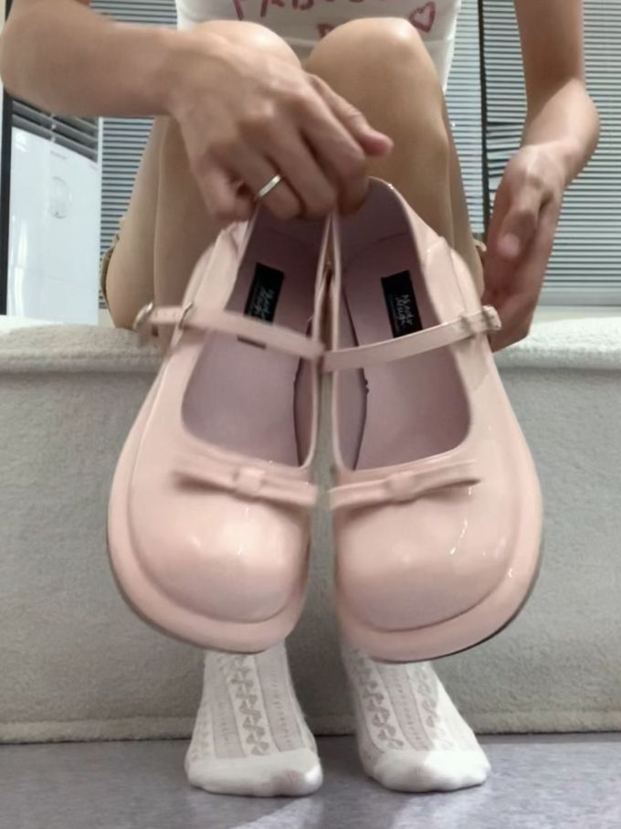 圆头 袢扣 中口鞋 皮革 