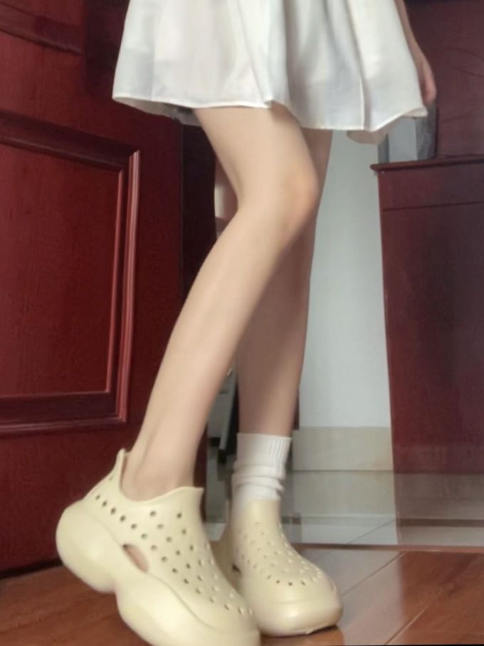 无帮 