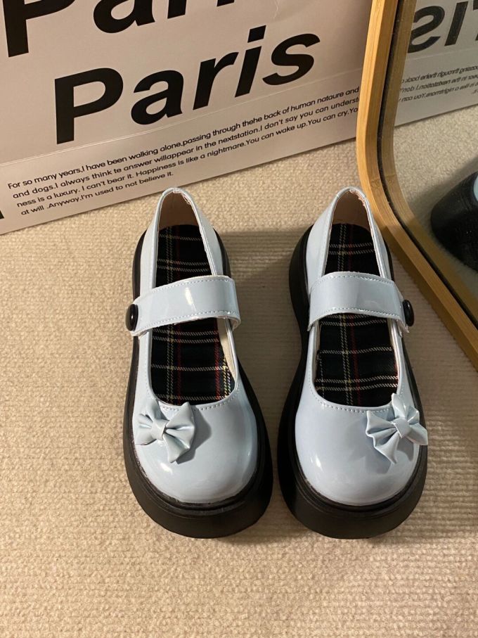 圆头 袢扣 中口鞋 皮革 