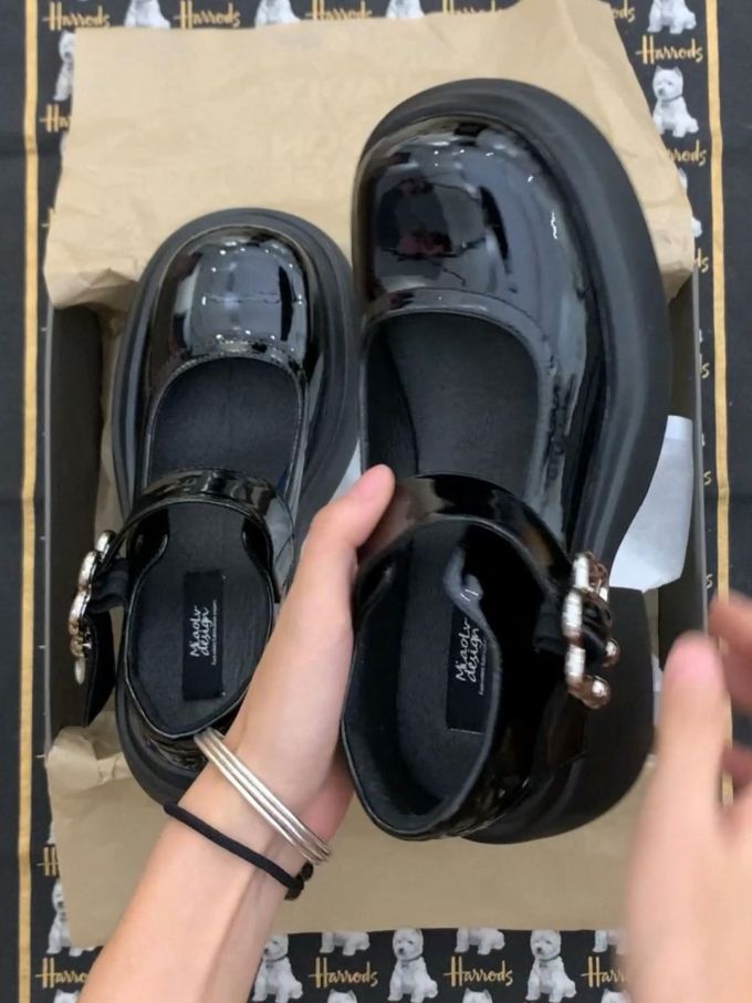 圆头 袢扣 中口鞋 皮革 