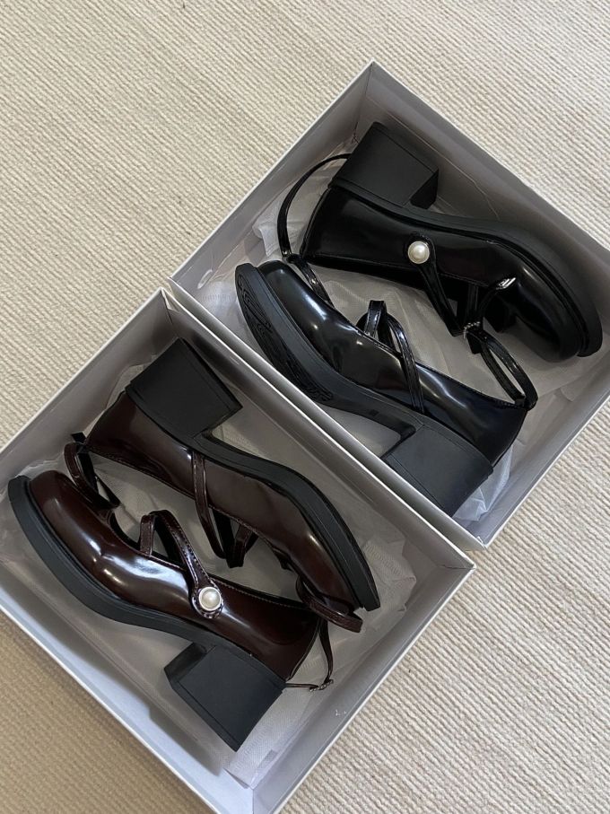 中口鞋 皮革 
