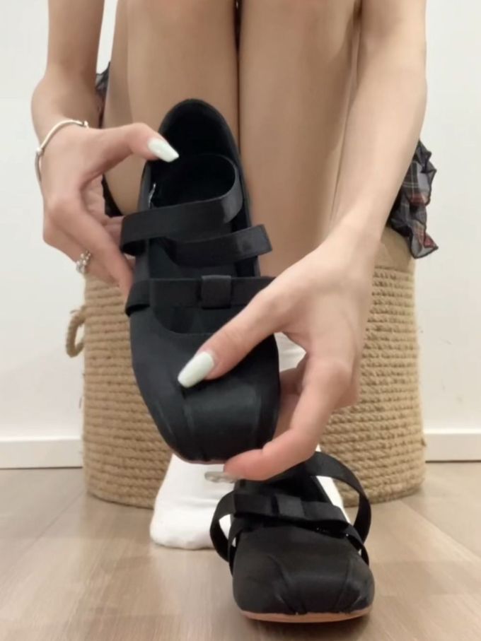 低帮 中口鞋 