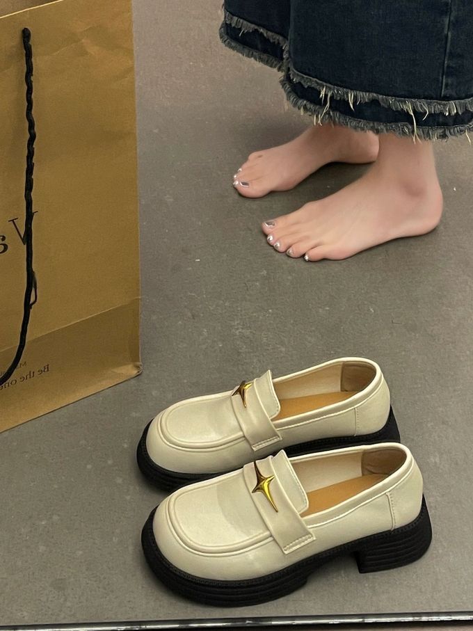 圆头 低帮 一脚蹬 深口鞋 皮革 