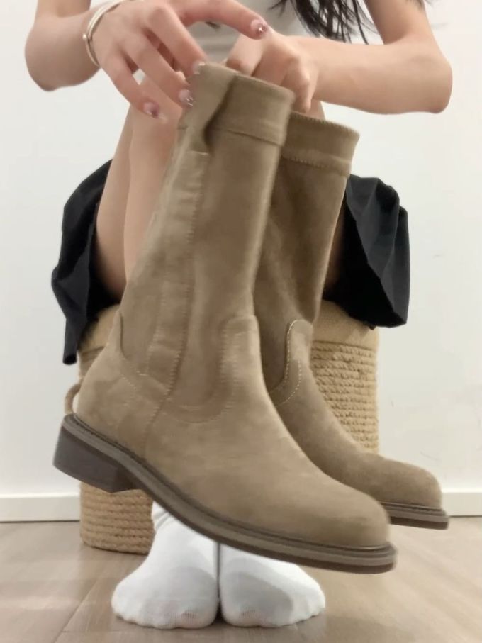 粗跟 皮革 
