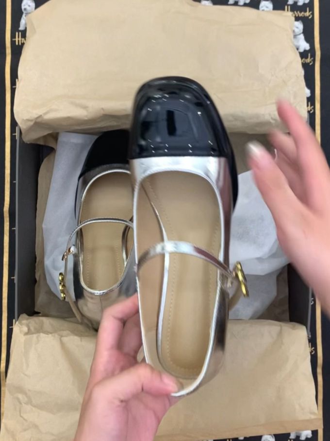 圆头 袢扣 中口鞋 皮革 