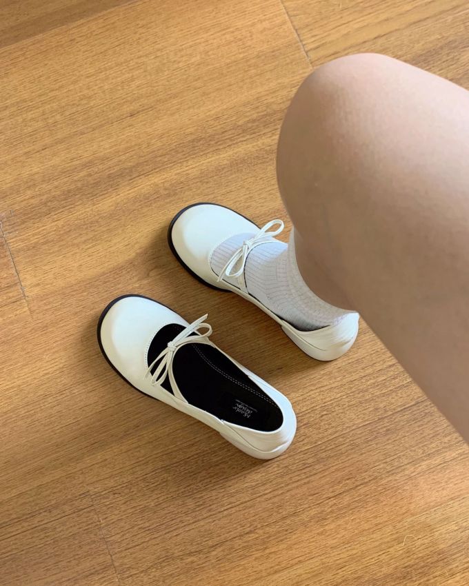 圆头 弹力绳 系带 中口鞋 皮革