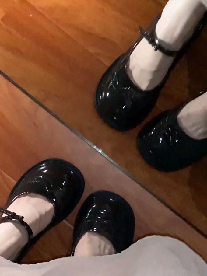 圆头 中口鞋 皮革 