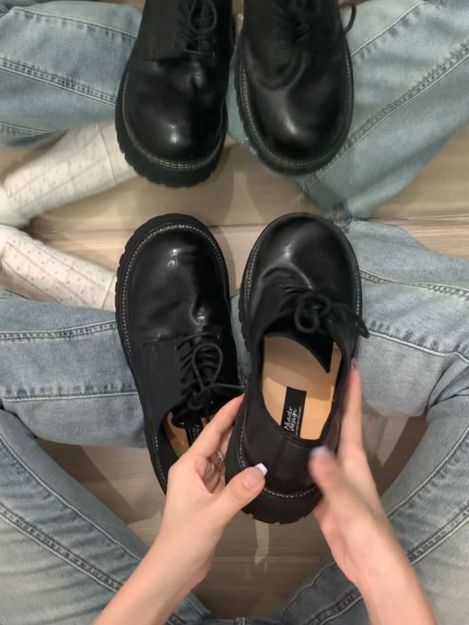 圆头 低帮 深口鞋 皮革 