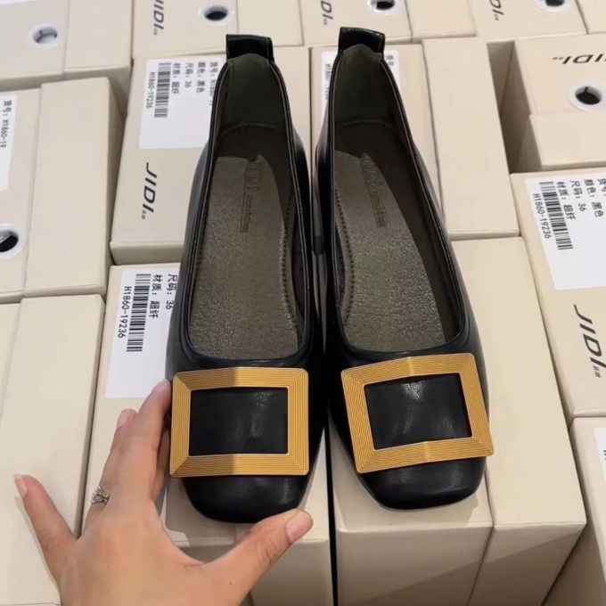 方头 低帮 一脚蹬 中口鞋 皮革 