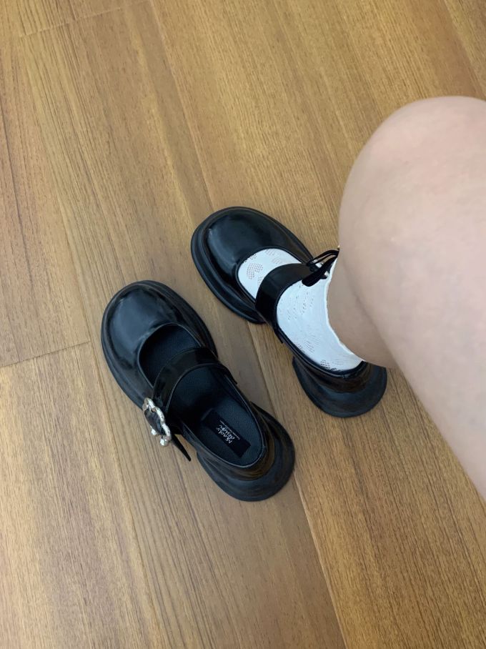 圆头 袢扣 中口鞋 皮革 