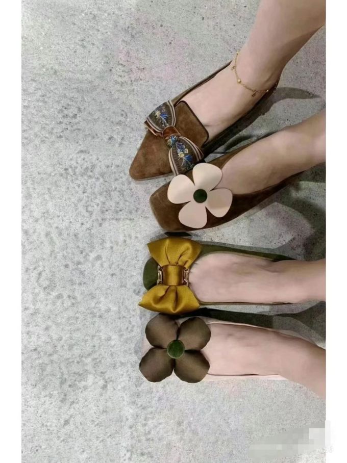 尖头 低帮 一脚蹬 浅口鞋 皮革 