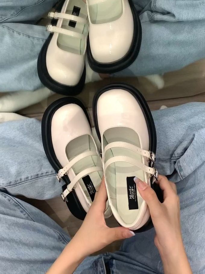 圆头 袢扣 中口鞋 皮革 