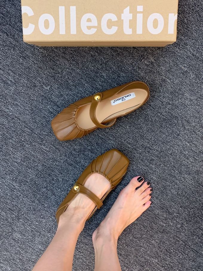 中口鞋 皮革 