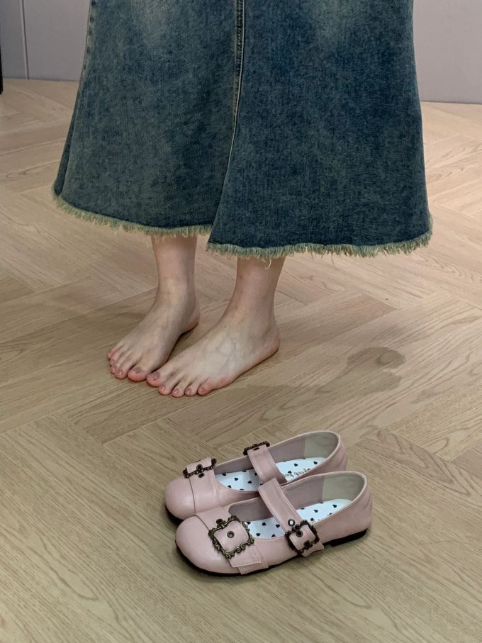 平底 异形头-分趾 袢扣 中口鞋 皮革 