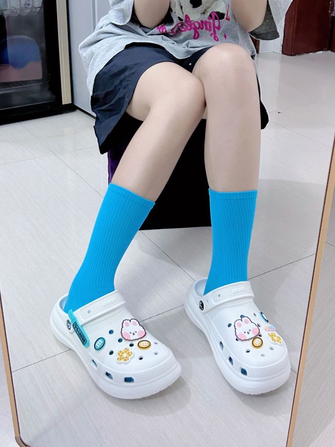 无帮 