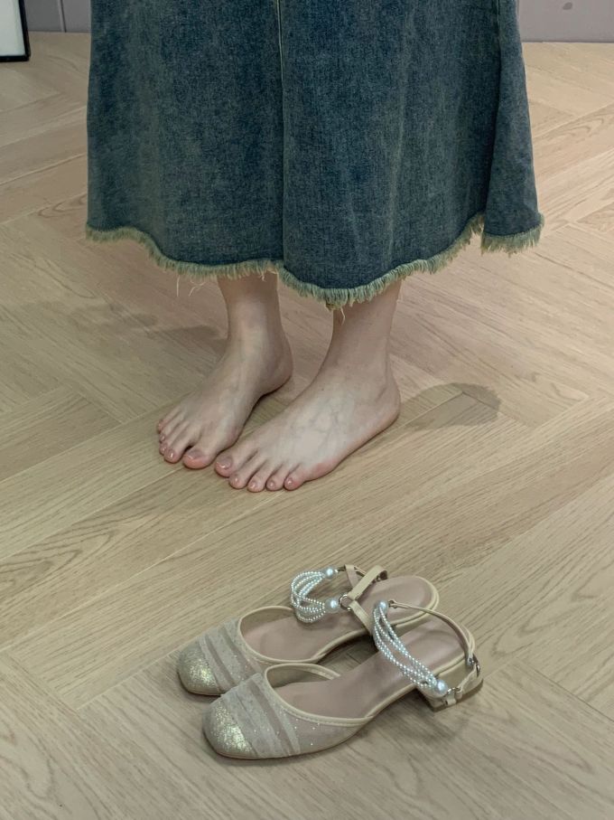 袢扣 浅口鞋 皮革 