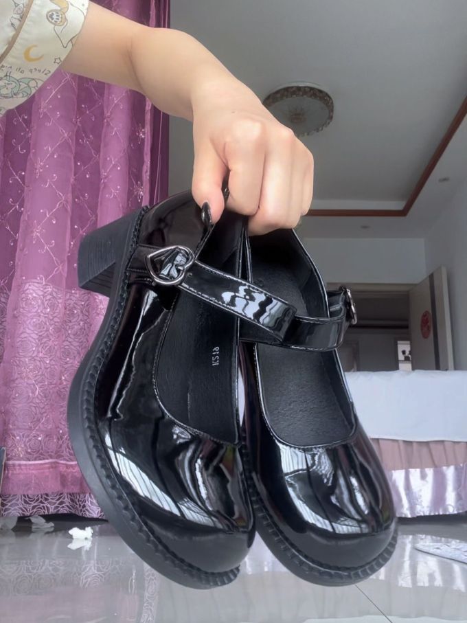 圆头 袢扣 中口鞋 皮革 